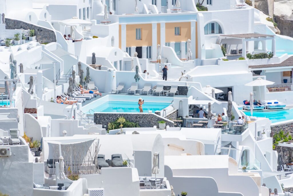 Ξενοδοχείο με πισίνες στις Κυκλάδες